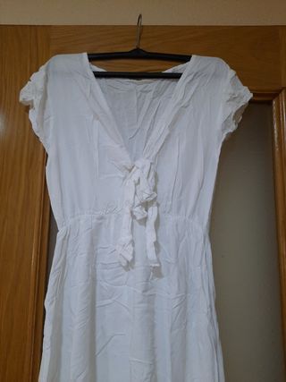Vestido blanco asimétrico