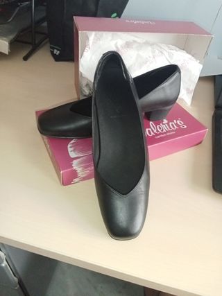 Zapatos de salón negros