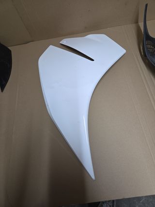 Aleta KTM Duke RC 2019 blanca