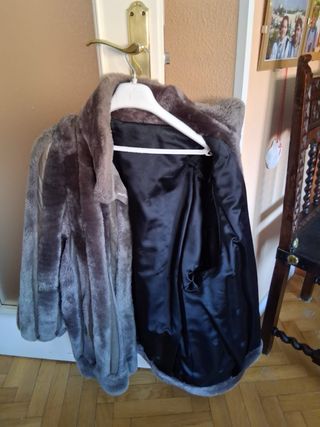 Chaquetón gris mutón-piel