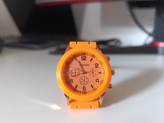 Reloj Geneva naranja- Estilo juvenil (OFERTA)