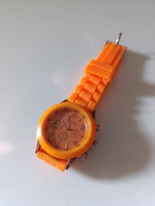 Reloj Geneva naranja- Estilo juvenil (OFERTA)