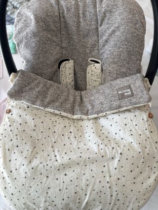 Maxi-Cosi: silla de coche + 2 fundas