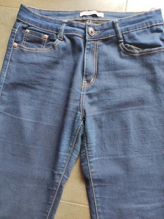 2 Pantalones: Azul marino & estampado