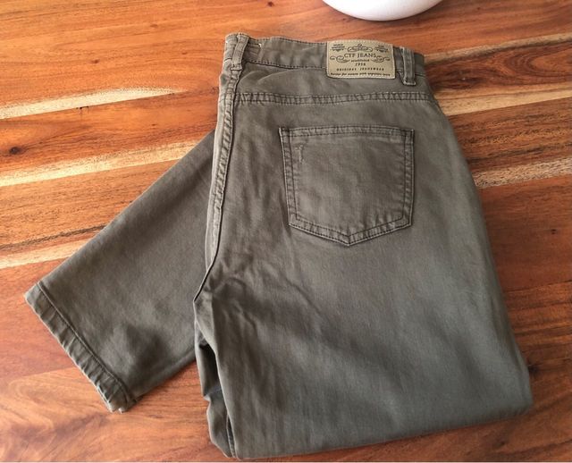 Pantalones lote 3 y por separado Cortefiel