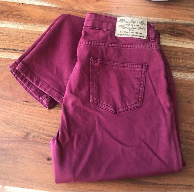 Pantalones lote 3 y por separado Cortefiel