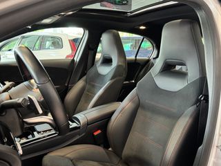 Mercedes Clase A 200d AMG-Line 150CV.- " AUTOMÁTICO ".- " TECHO SOLAR ELÉCTRICO ".- " " BAJO CONSUMO ".- " GARANTÍA CON  COBERTURA EUROPEA".- " MUY EQUIPADO ".-
