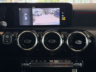 Mercedes Clase A 200d AMG-Line 150CV.- " AUTOMÁTICO ".- " TECHO SOLAR ELÉCTRICO ".- " " BAJO CONSUMO ".- " GARANTÍA CON  COBERTURA EUROPEA".- " MUY EQUIPADO ".-