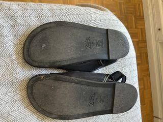 Zara Sandalias Zara planas negras