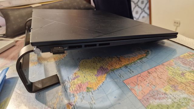 Suporte Laptop - Resistente e Estável