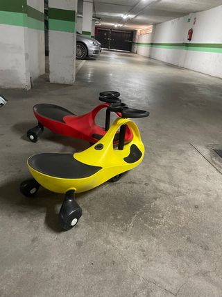 2 Auto da bambini tipo Swing Car