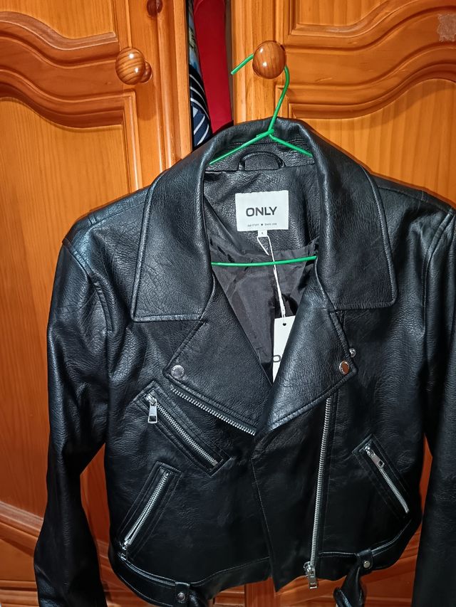 Chaqueta ONLY negra L - Nueva