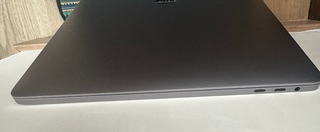 MacBook Pro 15" Touch Bar Mid 2018 en buen estado