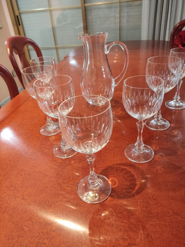 Cristalería artesanal: 48 piezas