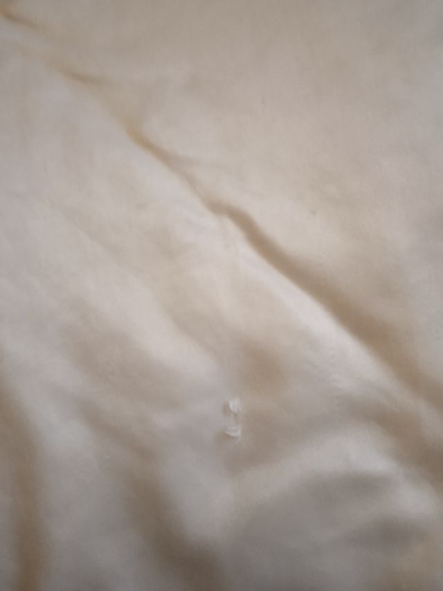 Trapunta bianca in raso e cotone per l'estate