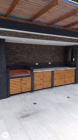 CARPINTERO CON EXPERIENCIA