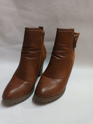 Botines tacón camel invierno