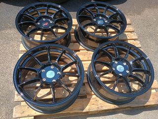 4 LLANTAS 17 Spac 5x114.3 Sw44 Flowform 600€