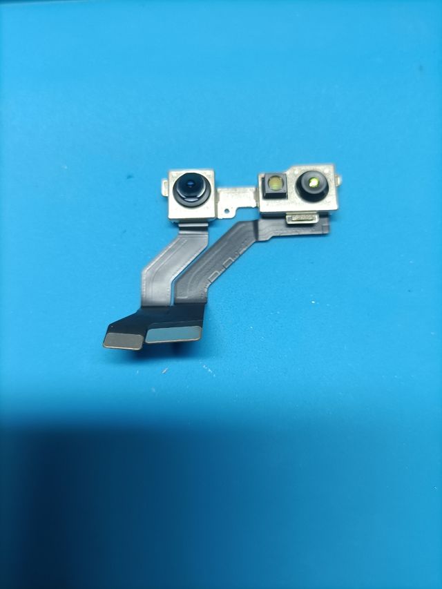 Câmera Frontal iPhone 13 - Apple