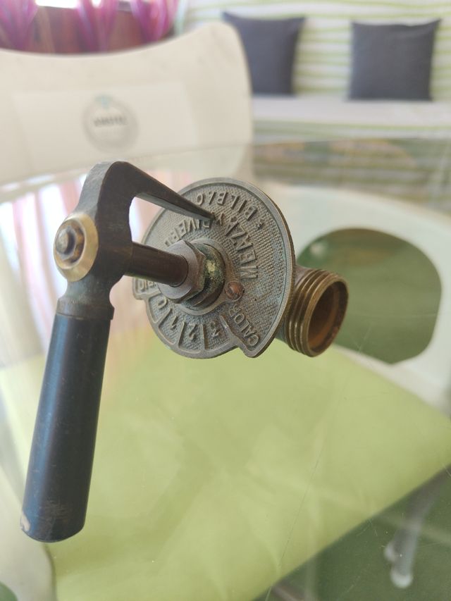 Llave radiador antigua bronce