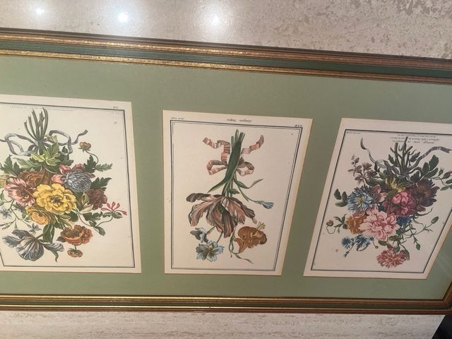 Tríptico flores enmarcado dorado