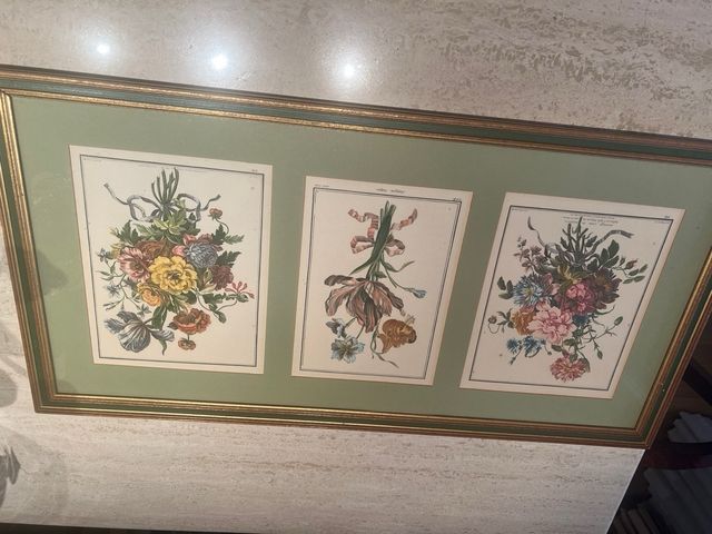 Tríptico flores enmarcado dorado