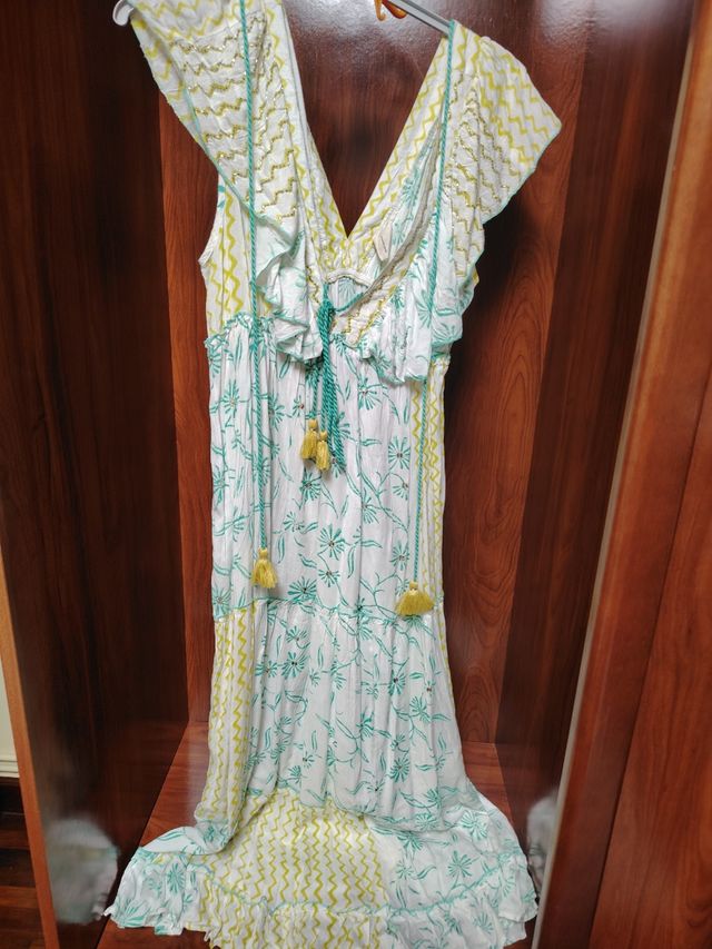 Vestido largo blanco y turquesa