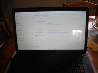 Portátil Toshiba 17.3" Intel i5 Ram8-16GB SSD480GB