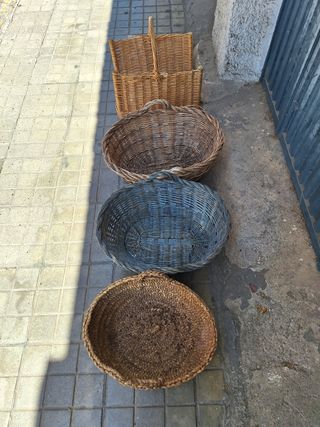Cesta mimbre vintage azul