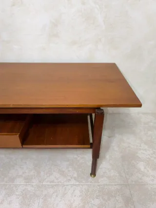 Antigua mesa de centro vintage nórdica