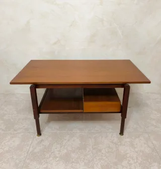 Antigua mesa de centro vintage nórdica