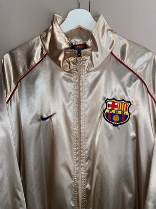 FC BARCELONA CHAQUETA DORADA Y2K
