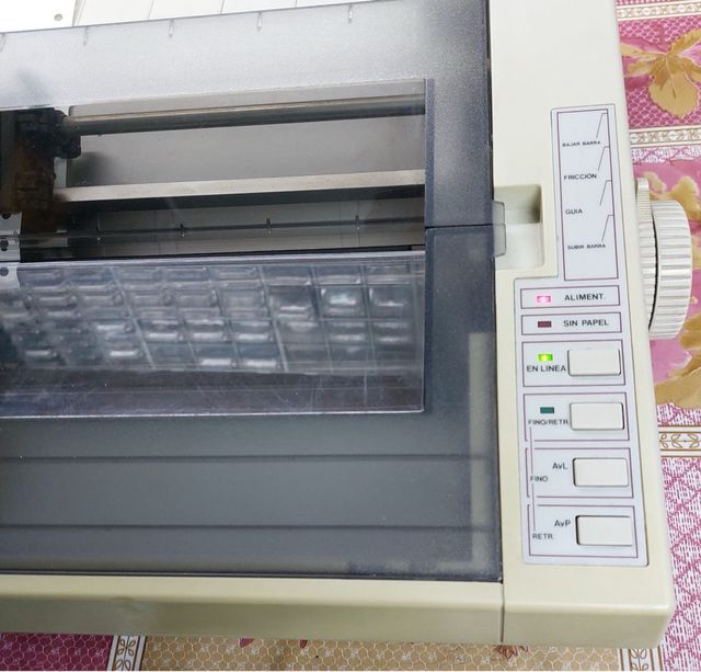 Impresora matricial Amstrand DMP-4000