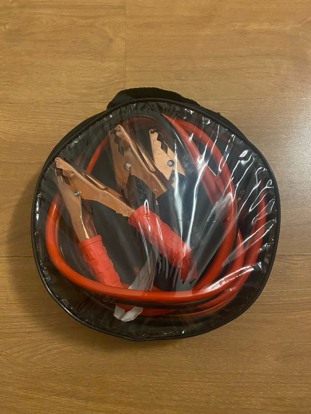 Cables puente bateria coche