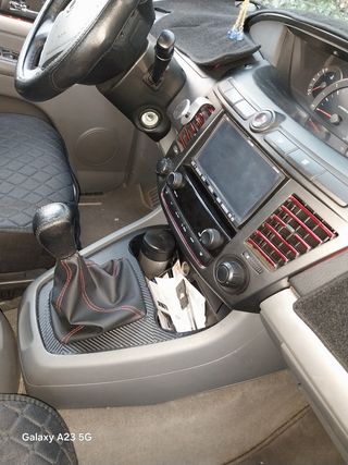 SsangYong Rodius 2011