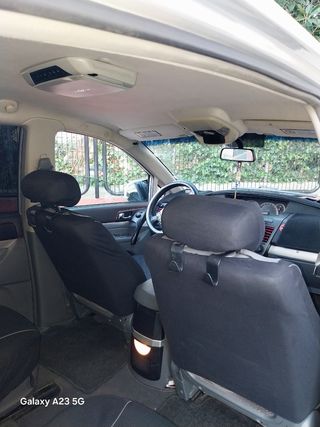 SsangYong Rodius 2011