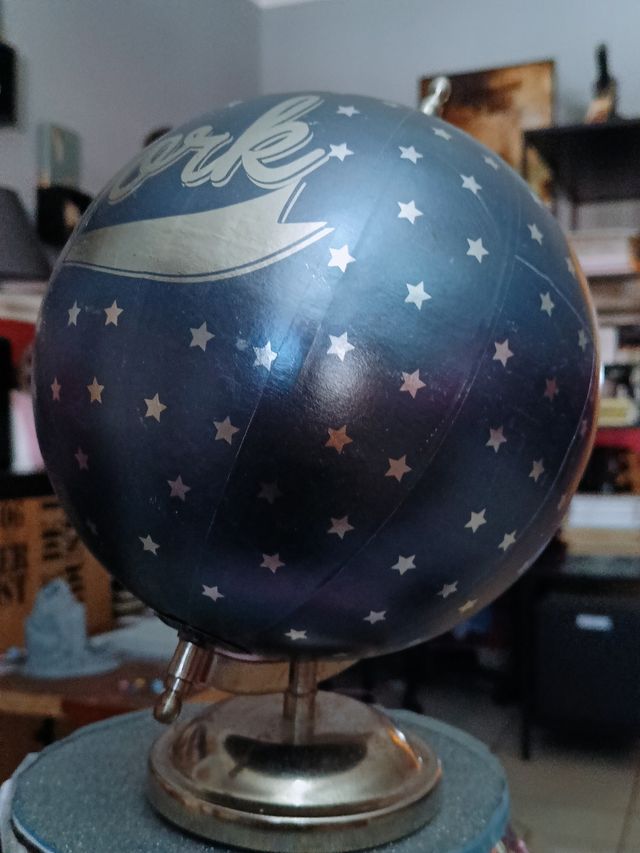 Globo New York vintage