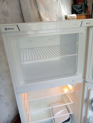 Frigorífico 154x60cm usado