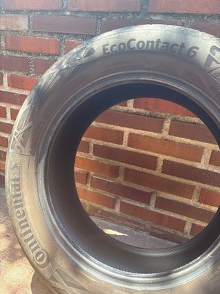 Neumáticos 215/60 R17 96H usados