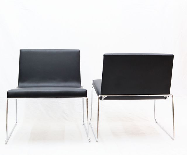 2 butacas Andrew World minimalistas