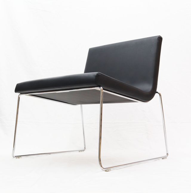 2 butacas Andrew World minimalistas