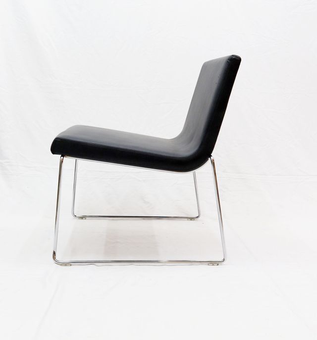 2 butacas Andrew World minimalistas