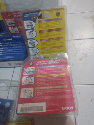 Cartuchos Epson: Tinta negra y color