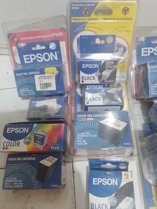 Cartuchos Epson: Tinta negra y color