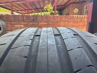 Neumáticos Pirelli P Zero 285/40 R21