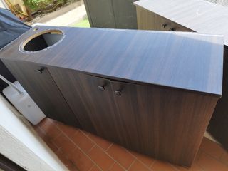 Mobile in legno marrone