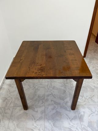 Mesa cuadrada madera maciza