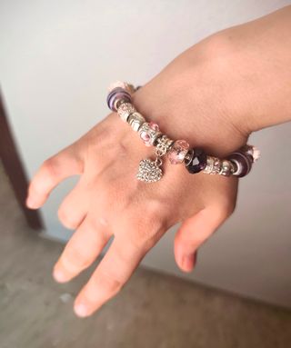 Pulsera abalorios rosa-morada
