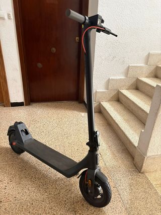 Patinete eléctrico plegable
Marca Xiaomi 
