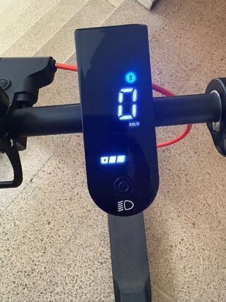Patinete eléctrico plegable
Marca Xiaomi 
